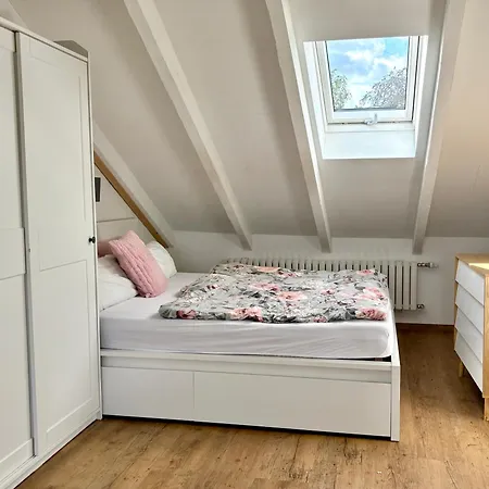 Festspiel Haus 2 Schlafzimmer Modern Mit Gemuetlichem Garten Fuer 2-4 Pers, 1,5km Zum Stadtzentrum Bayreuth